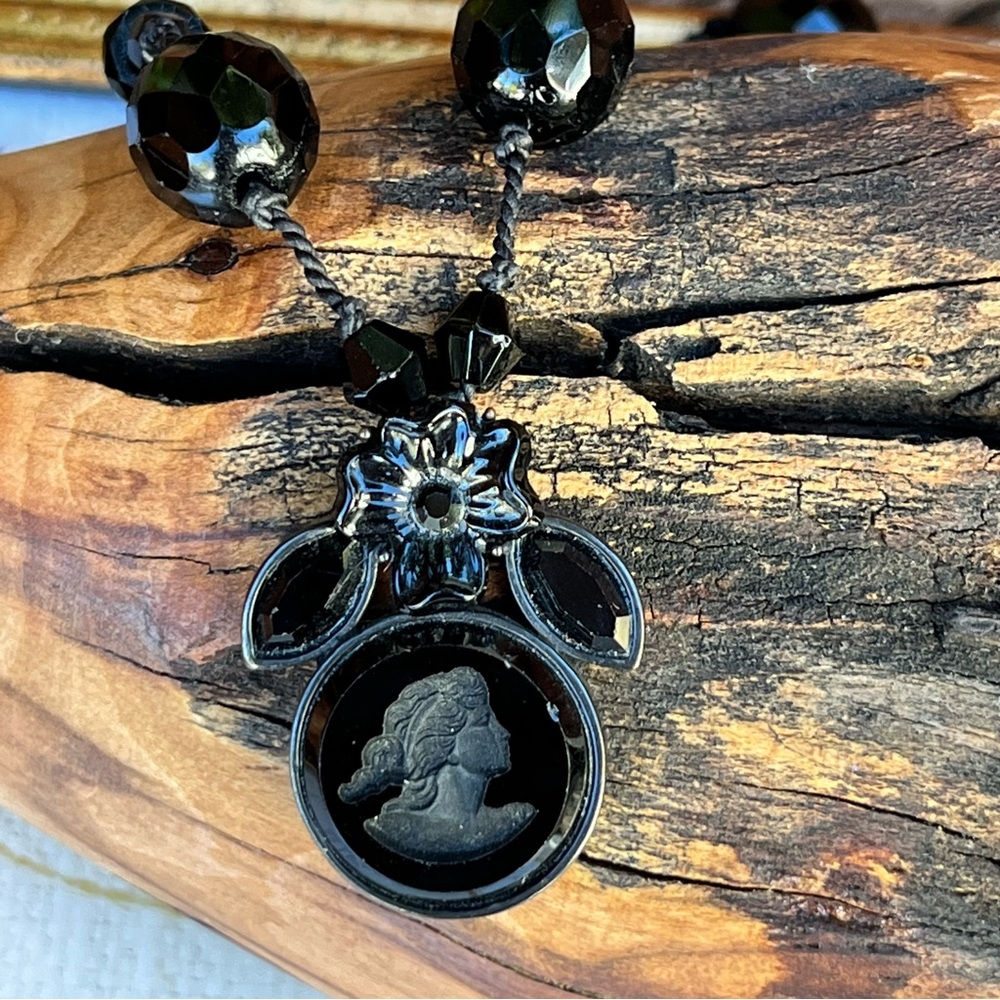 Black Glass Cameo Necklace, Retro 1980s, Whimsy Goth, Boho, Elegant, Regencycore